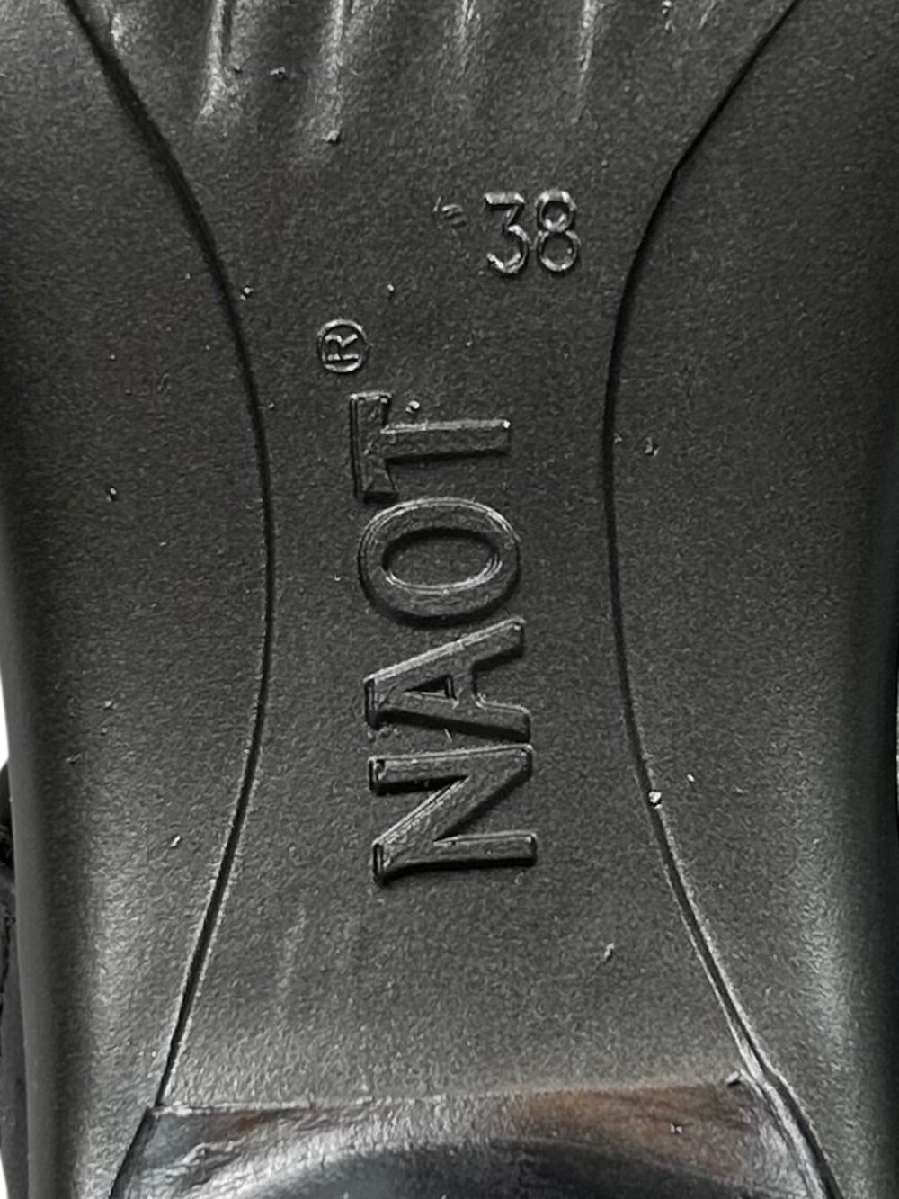Naot Loop Black Leather Strappy Slide Sandal Size 38 - Picture 9 of 9